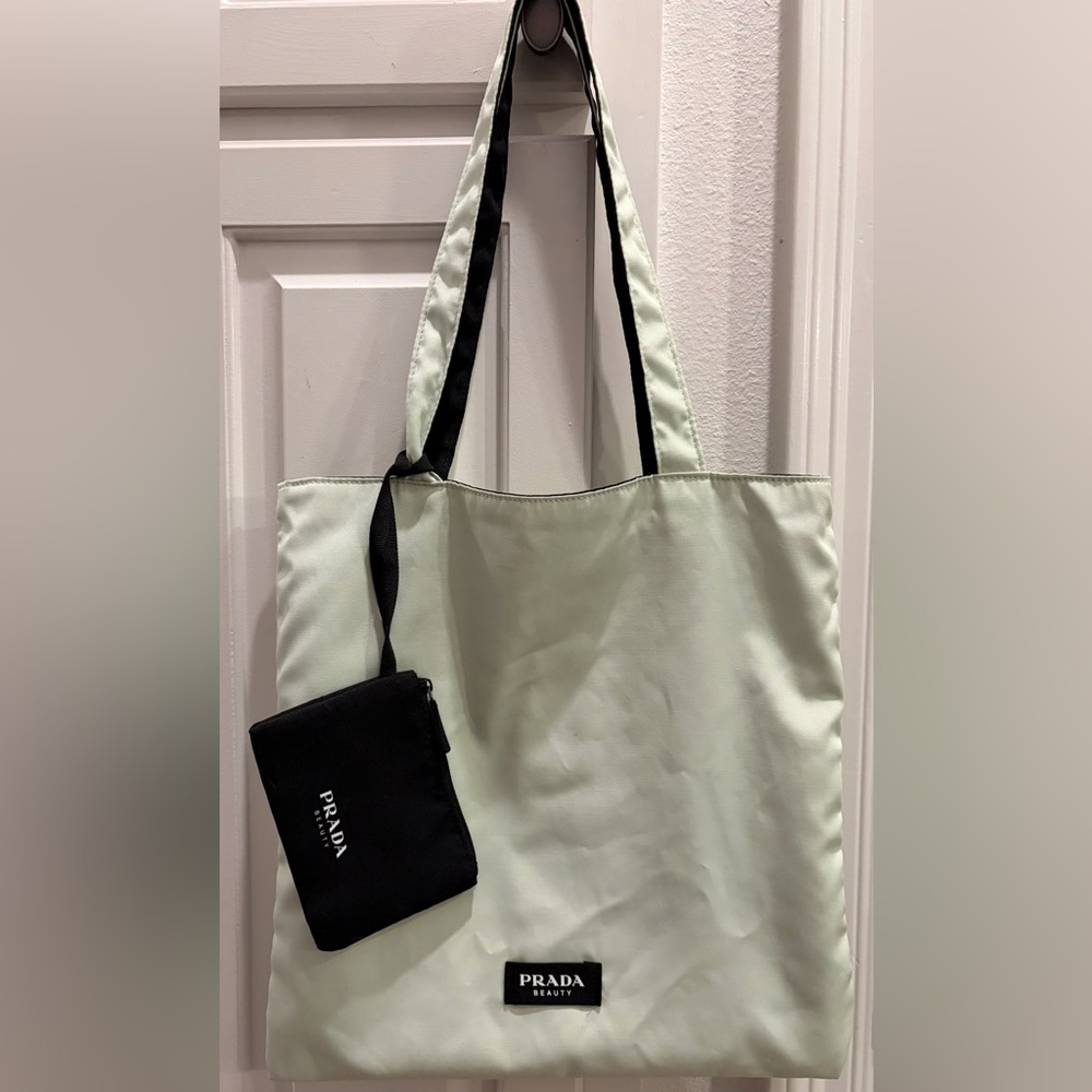 PRADA BEAUTE Nylon Tote with Logo Pouch.Reversible black/faint mint green NEW - Picture 4 of 7